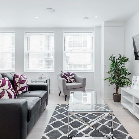 Roomspace Serviced Apartments- Walpole Court Ealing Buitenkant foto